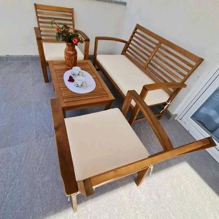 Apartment Ane 2 Tisno Exterior photo
